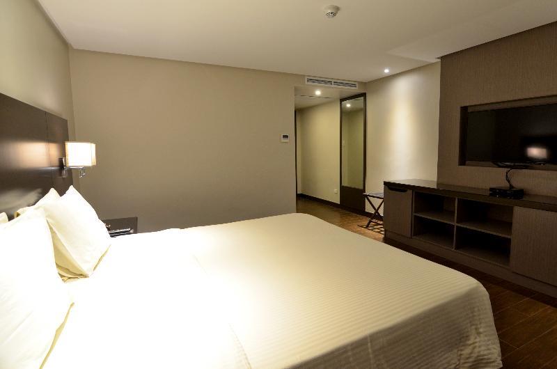 Hotel Pearl Garden Manila