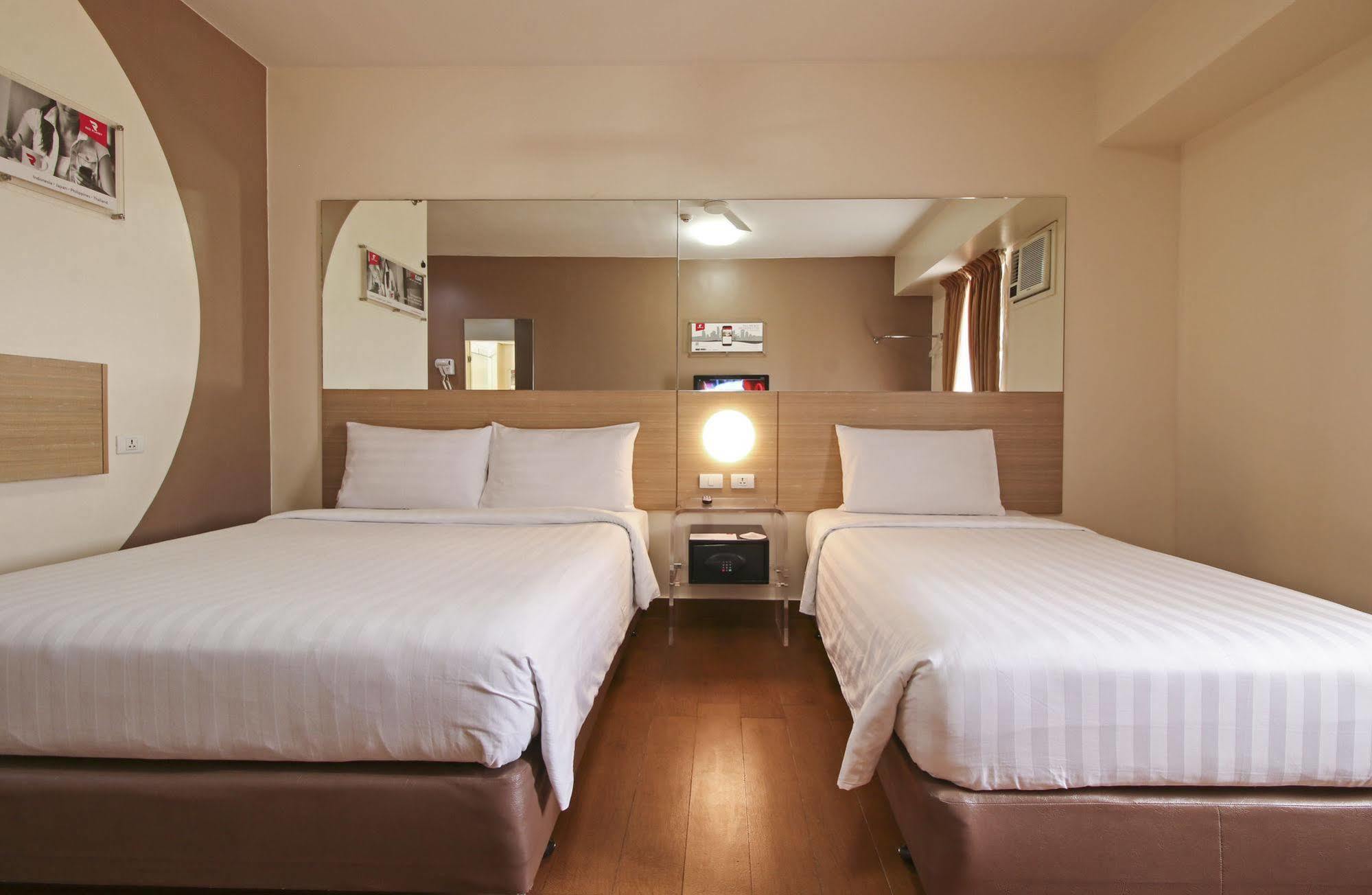 Red Planet Malate Mabini Hotel