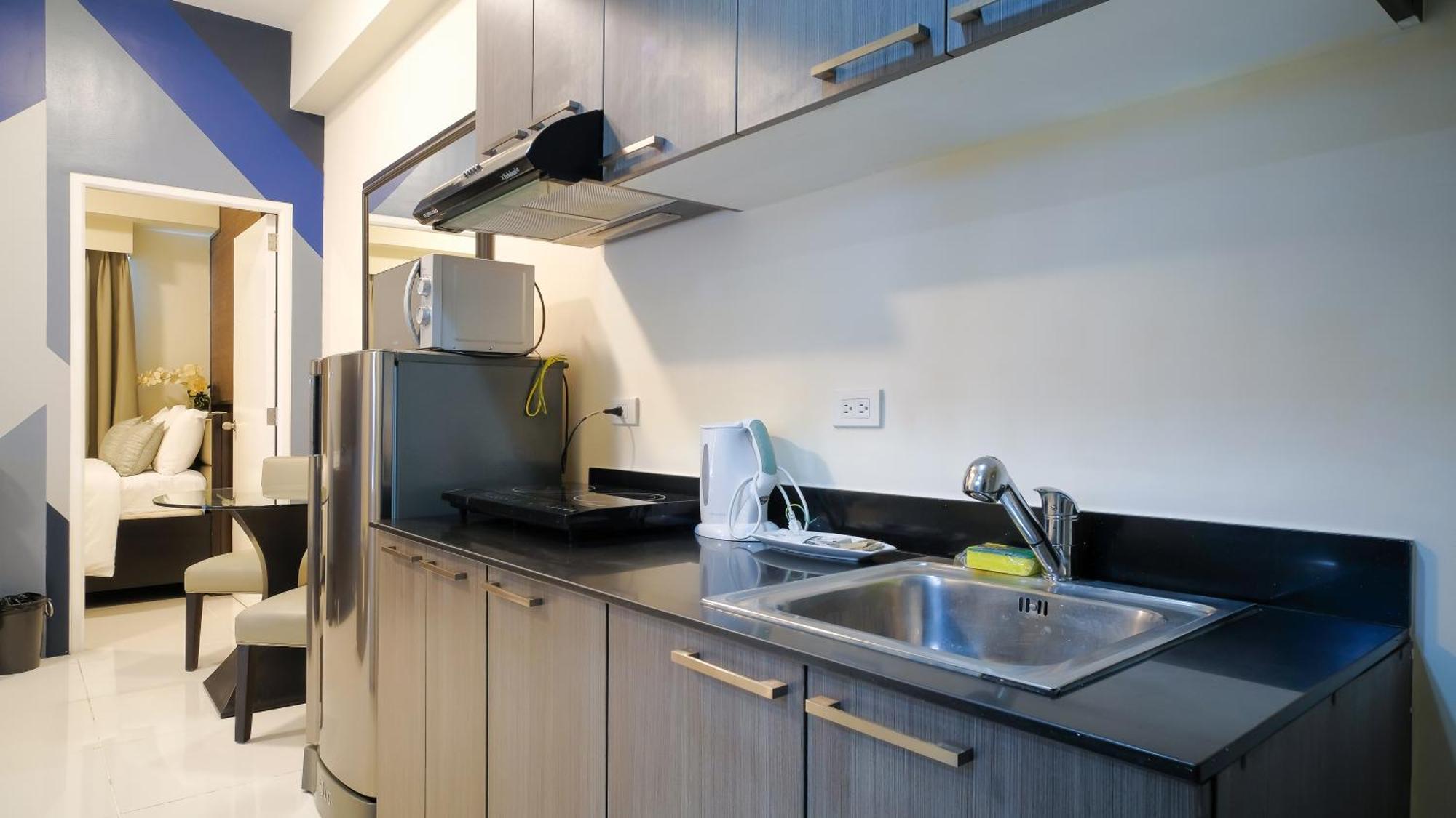 Currency Serviced Apartment Manila