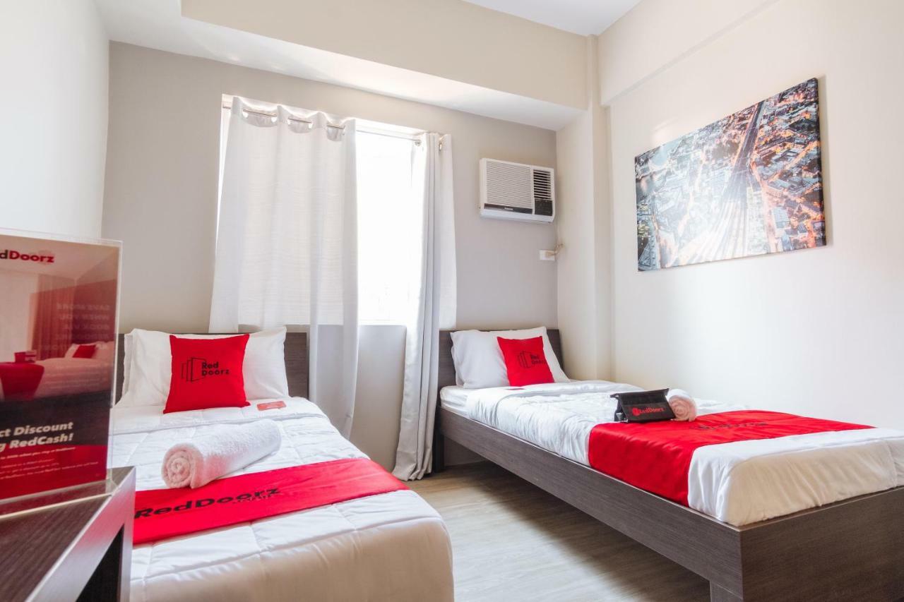 Reddoorz Premium @ Vista Heights Legarda