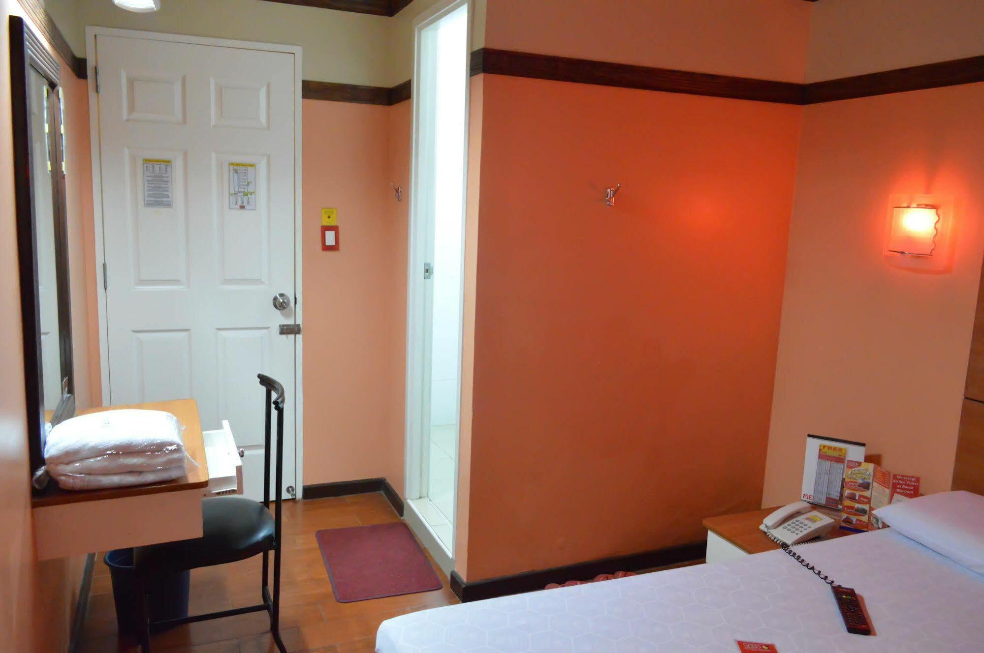 Hotel Sogo Avenida 2*