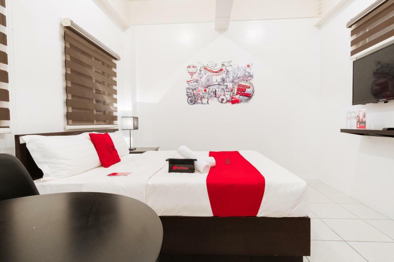 Reddoorz Near Ust 3*