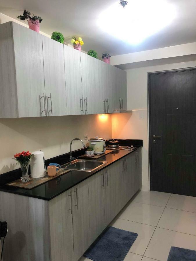 Staycation At Residences 2* Manila
