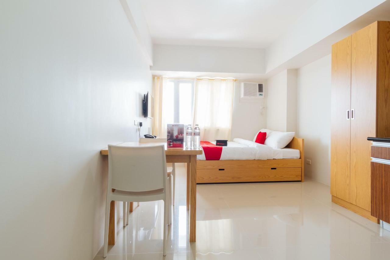 Reddoorz @ Silk Residences Sta. Mesa Monthly Hotel 2*