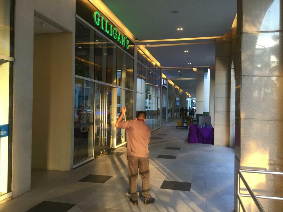 Newport Near Airport Terminal 3 * Manila