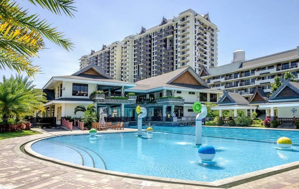 Family 3br 2cr 2 Balcony