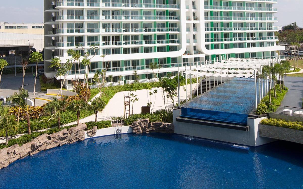 Azure C5 Man-made Balcony Multiple Units Apartment *