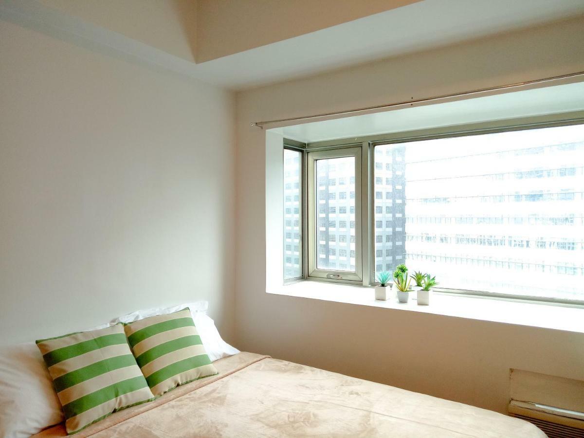 Forbes Area Bgc Taguig * Manila