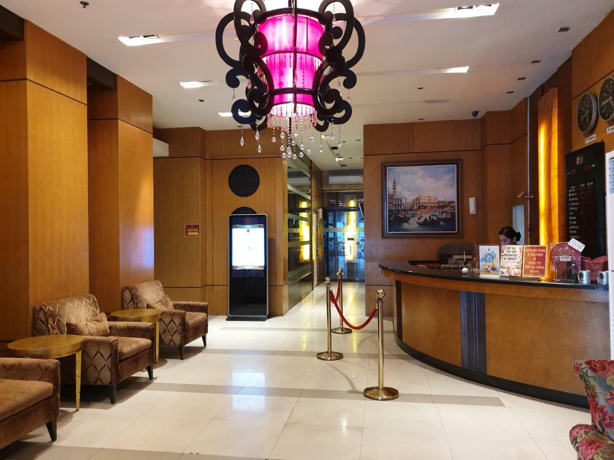 Torre Venezia Condotel @ Timog Ave Quezon Apartment