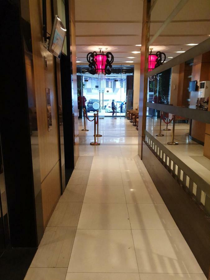 Torre Venezia Condotel @ Timog Ave Quezon Apartment *
