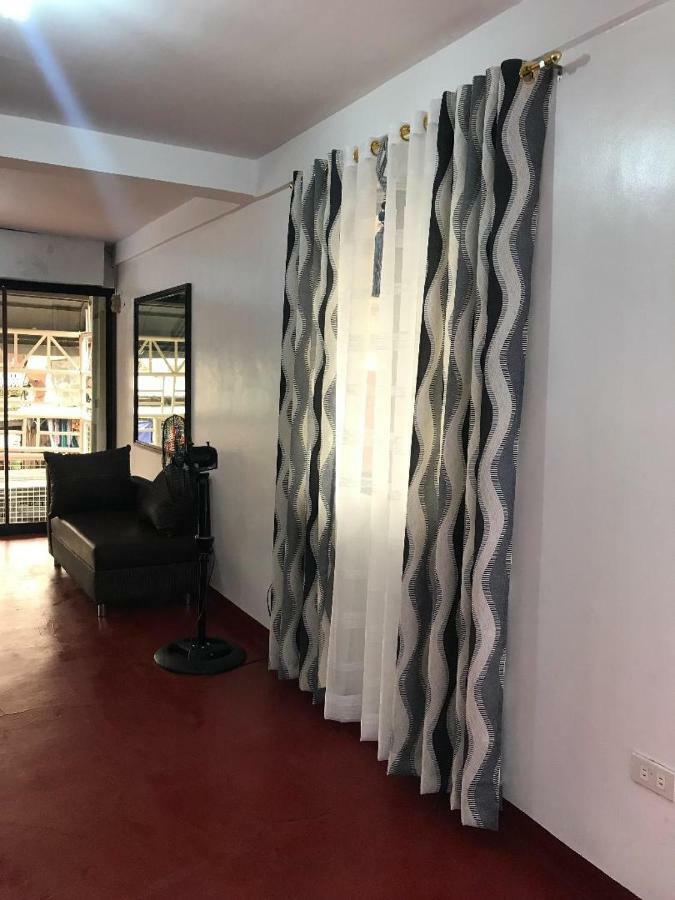 Apartment Del's In Quezon City Manila