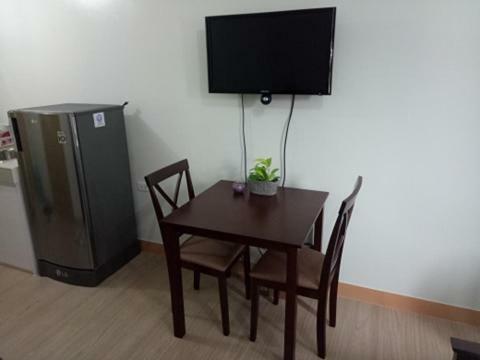 Aparthotel Trees Residences Near Ayala Fairview Terraces *