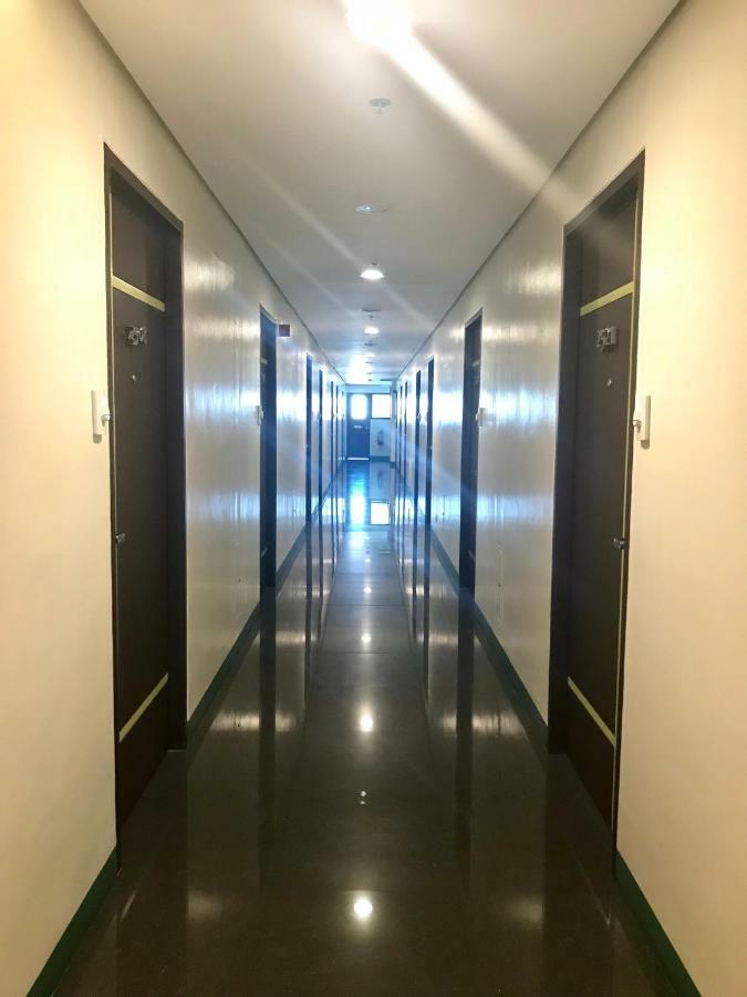 Vinia Residences + Versaflats * Manila