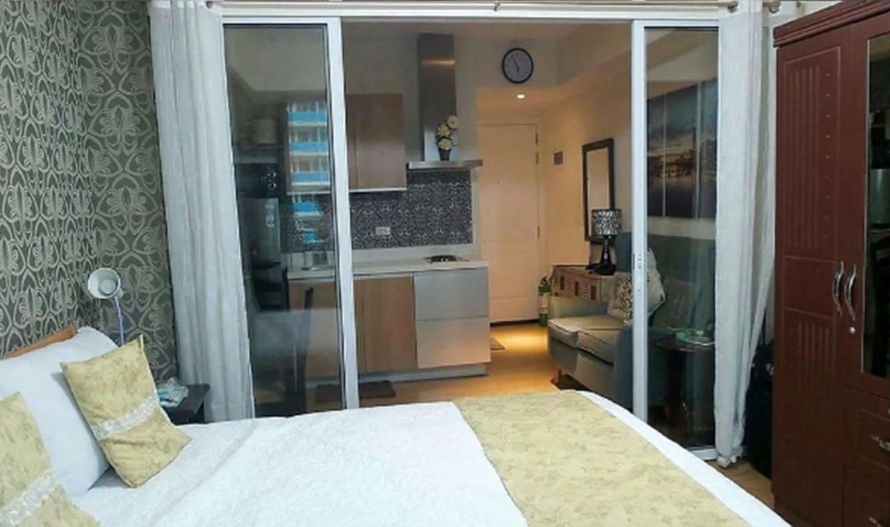 Apartment Azure C5 Man-made Balcony Multiple Units Manila