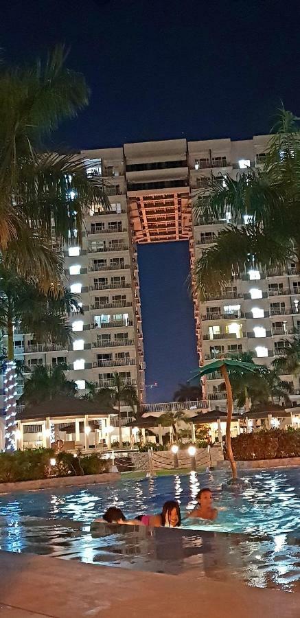 The Palawanos At Shell Residences