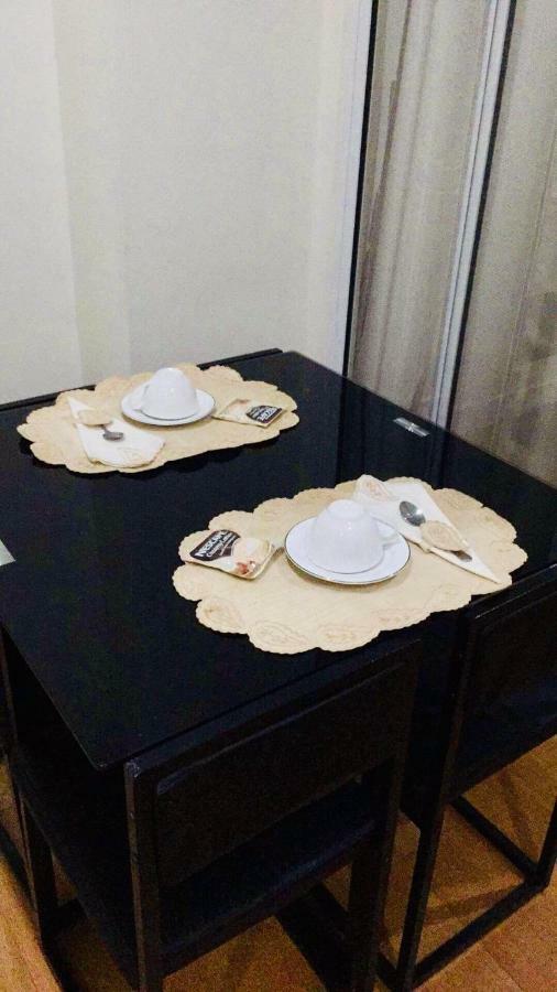 Apartment Acqua Private Residences - Livingstone Tower Manila