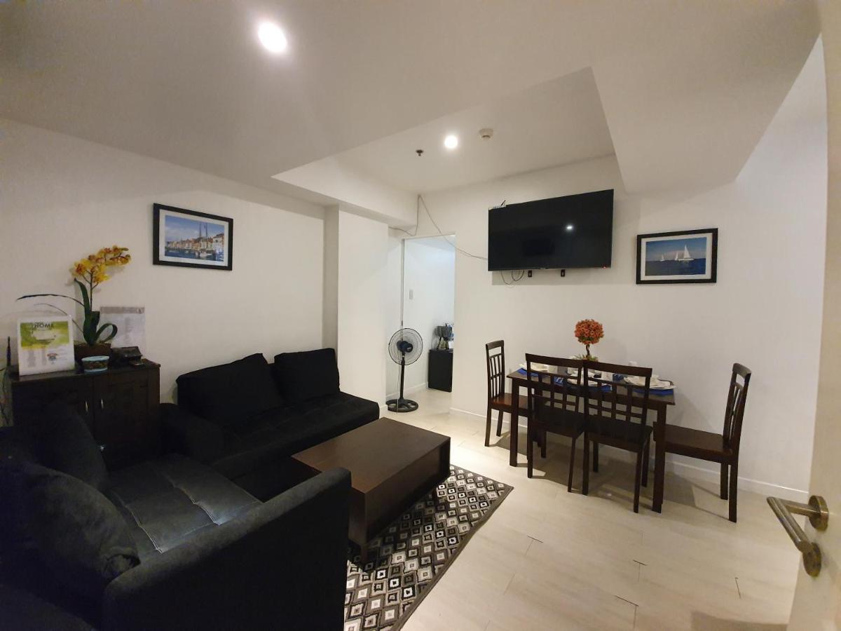 Davis Place At Azure Manila