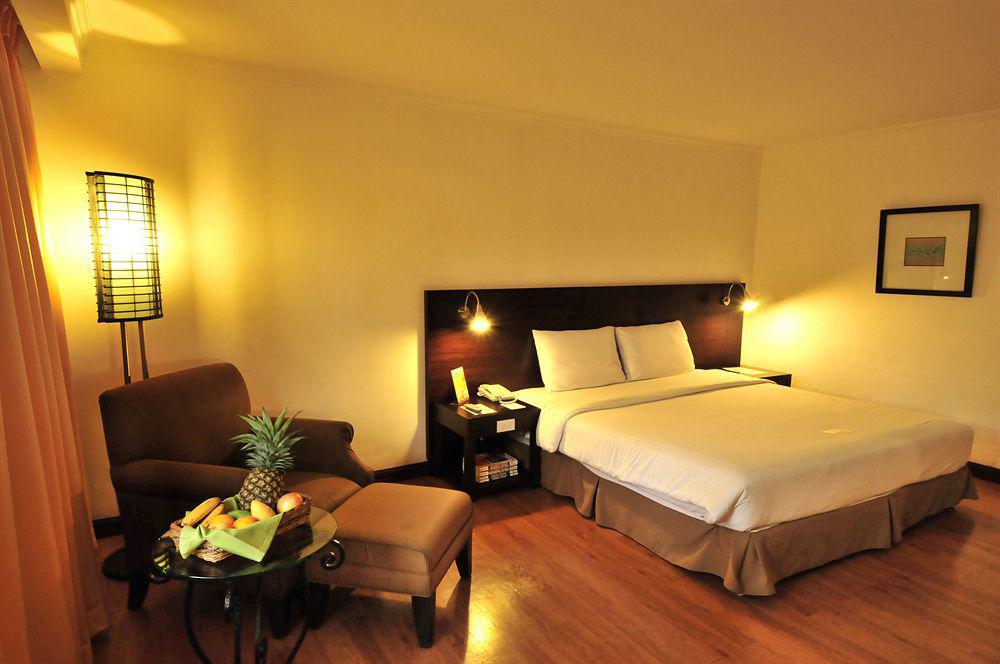 Pearl Garden Hotel