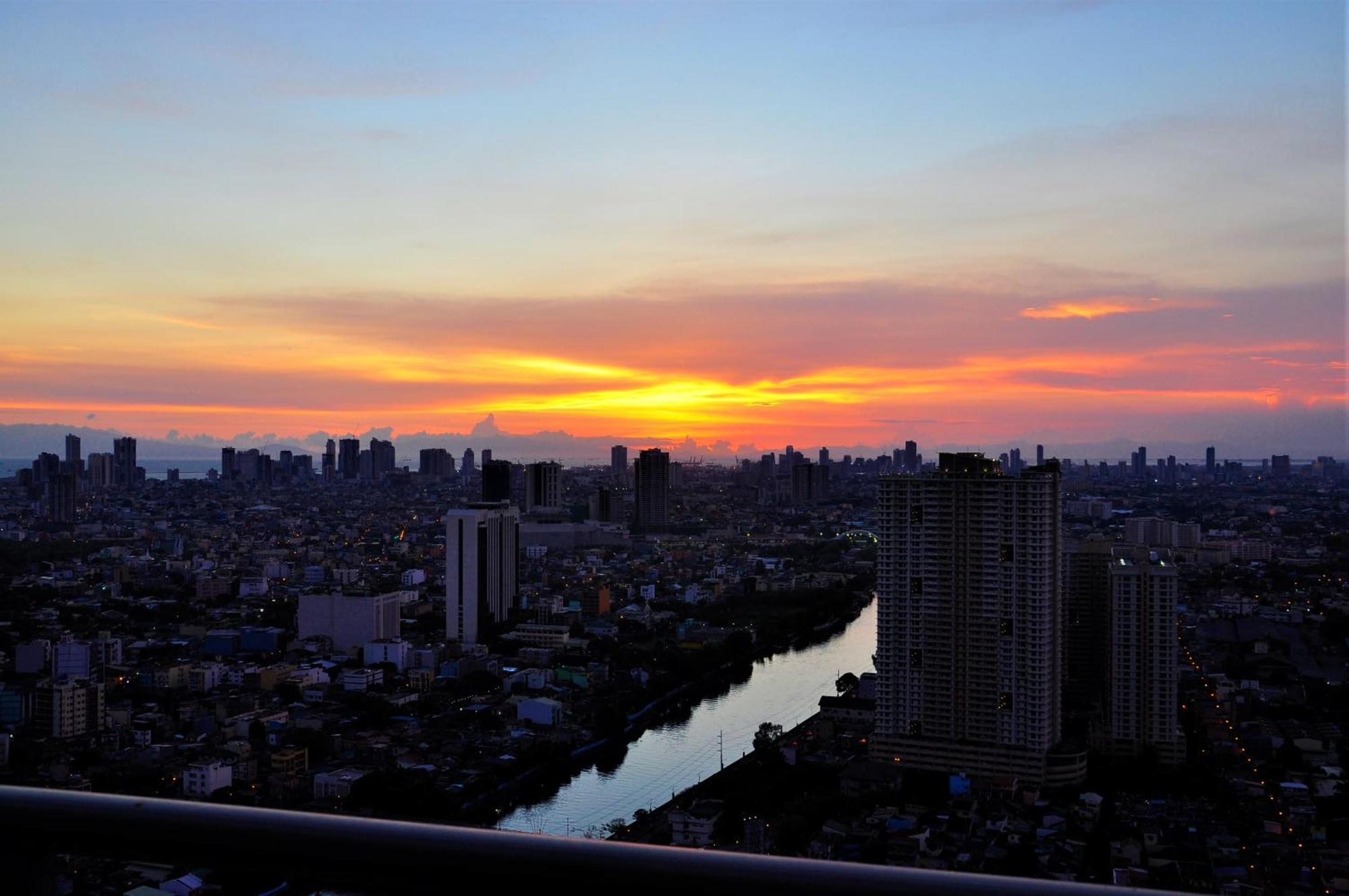 Apartment Acqua Private Residences 1br In The Heart Of Downtown Makati & Mandaluyong Manila