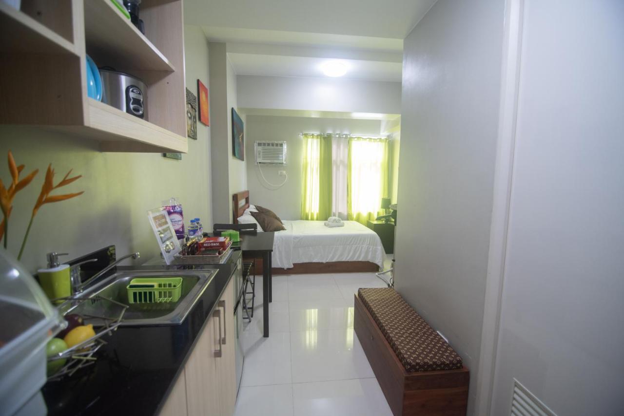 Apartment Yong's Place At Vista Residences Taft Manila