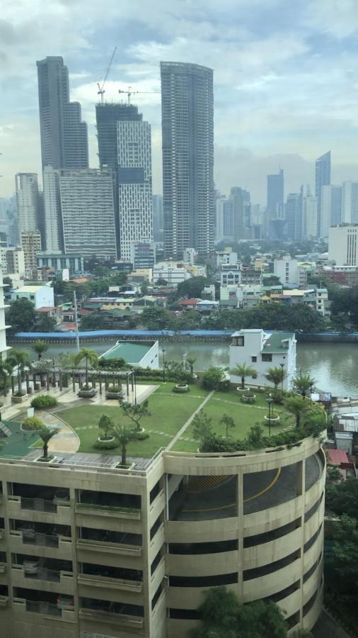 Makati Cbd 2 Bedroom Apartment Manila