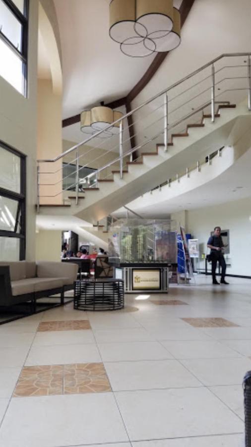 Makati Cbd 2 Bedroom *