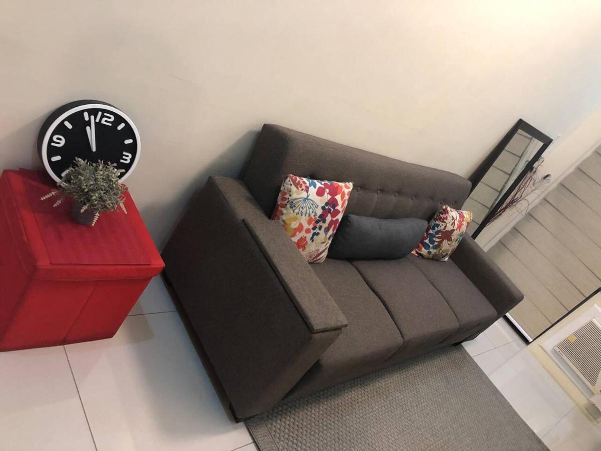 Brand New Serviced Flat In Bgc Beside Uptown Mall Manila