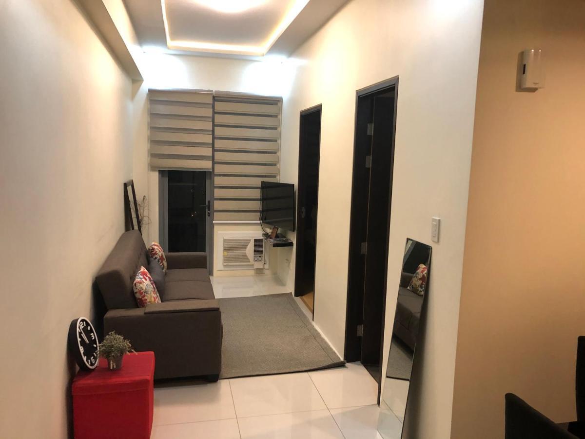Apartment Brand New Serviced Flat In Bgc Beside Uptown Mall