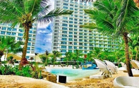Apartment Vissers Crib At Azure Urban Residences *