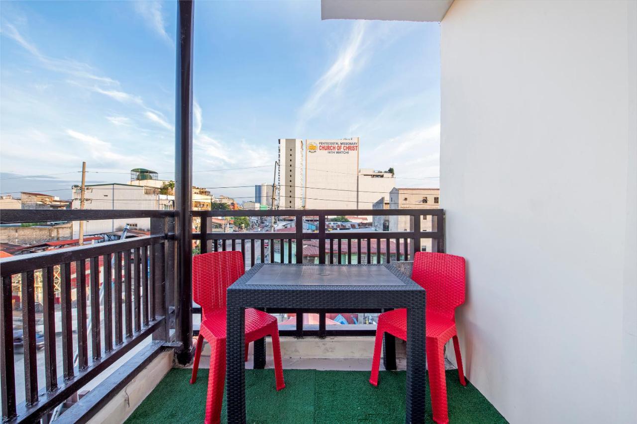 Oyo 490 V-cat Apartelle Hotel 3*