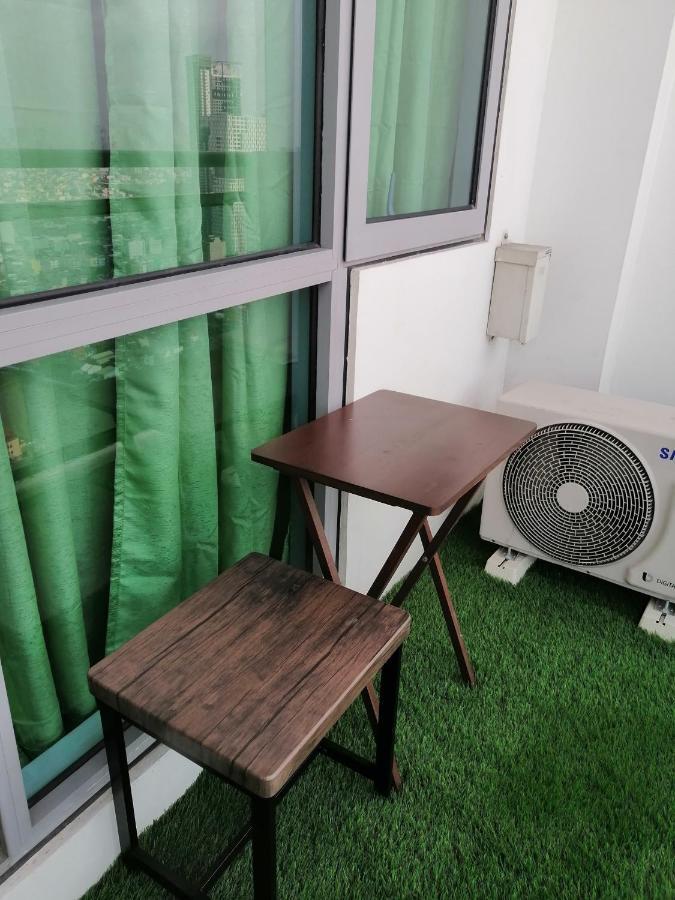 Apartment Acqua Private Residences 1br In The Heart Of Downtown Makati & Mandaluyong