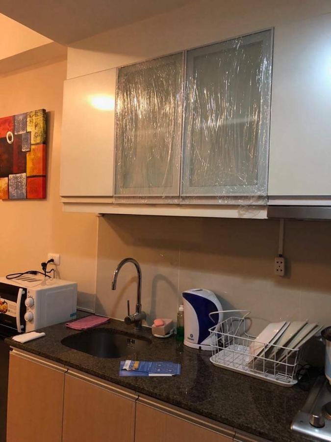 Favila Condotel Unit-101 Newport Boulevard Walking Distance To Airport 3 Near Airport Terminal *