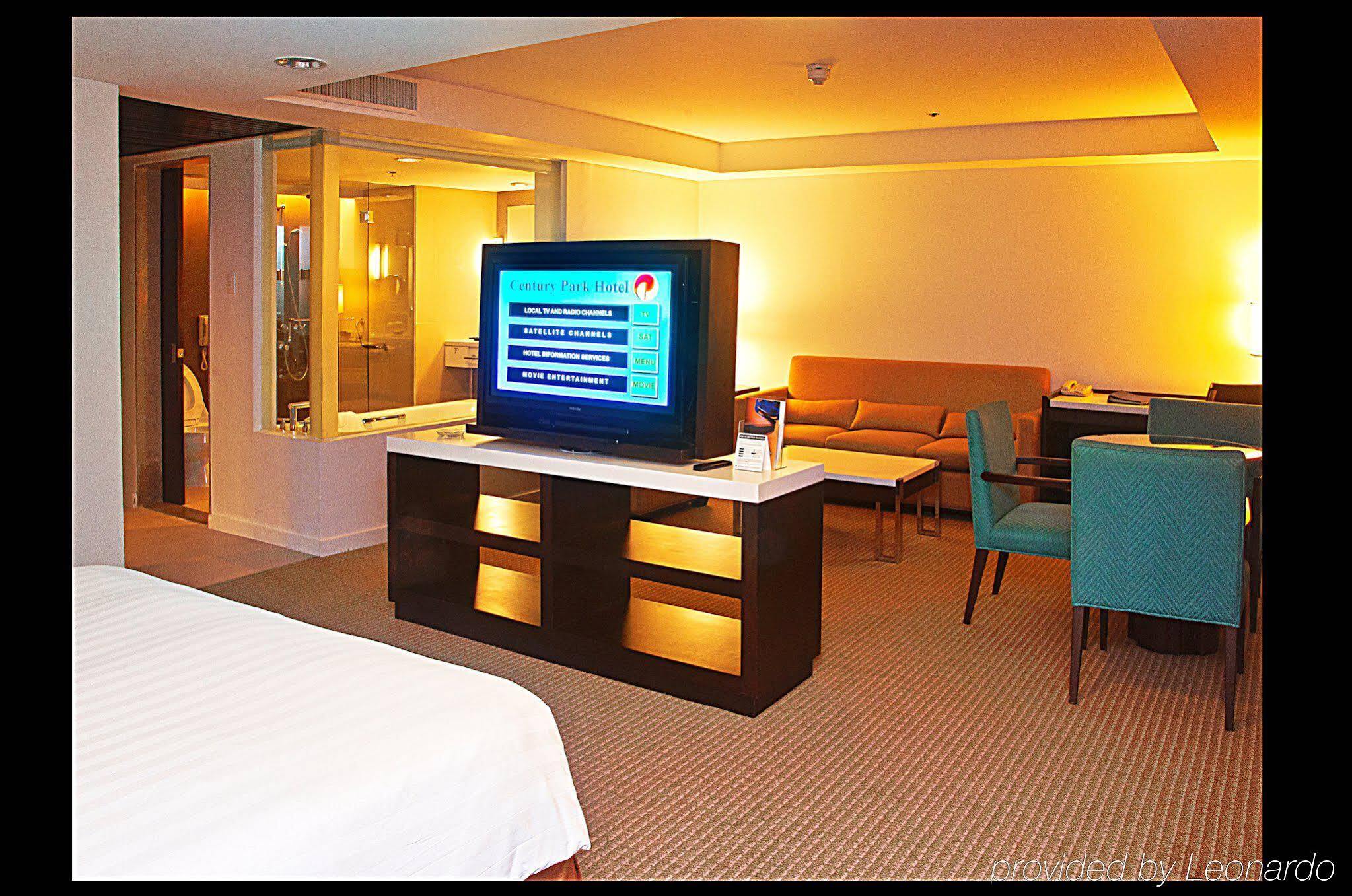 Century Park 4* Manila