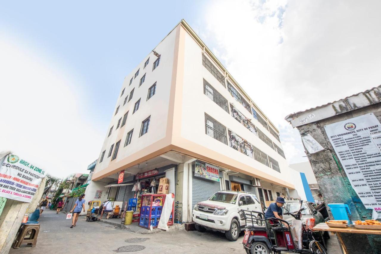Oyo 578 Red Velvet Suites 2* Manila