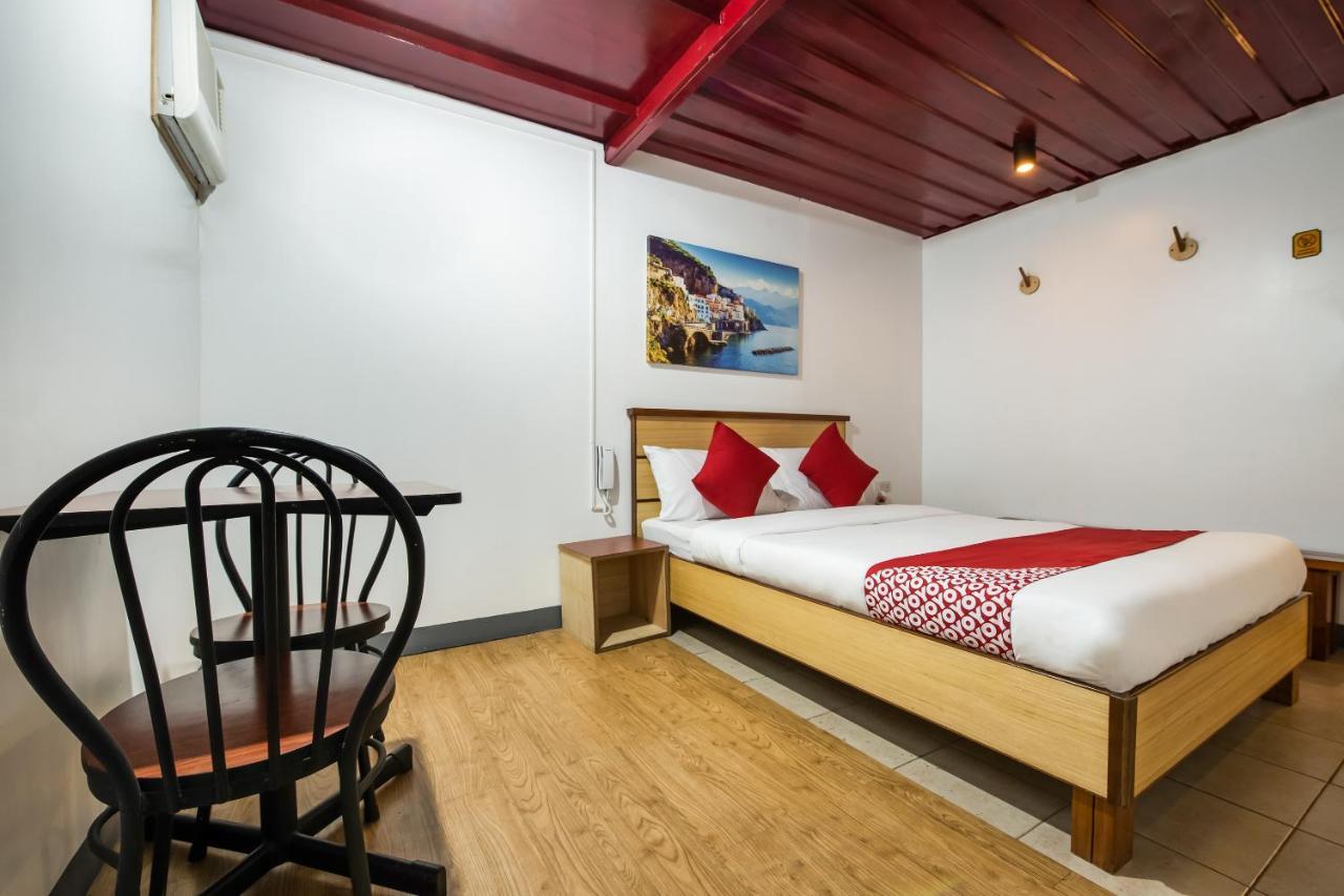 Hotel Oyo 462 Crave Park 2*