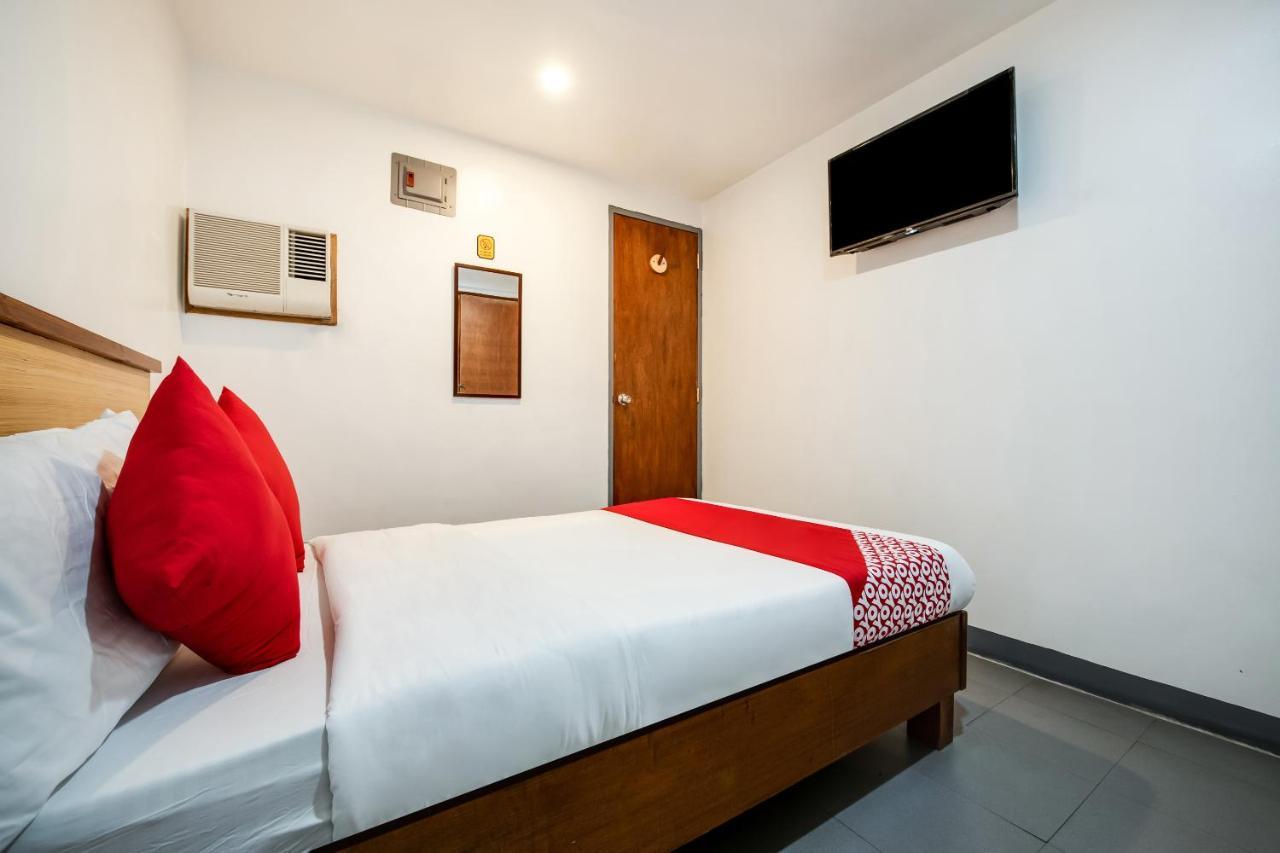 Hotel Oyo 462 Crave Park Manila