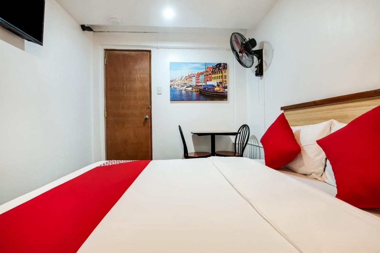 Hotel Oyo 462 Crave Park Manila