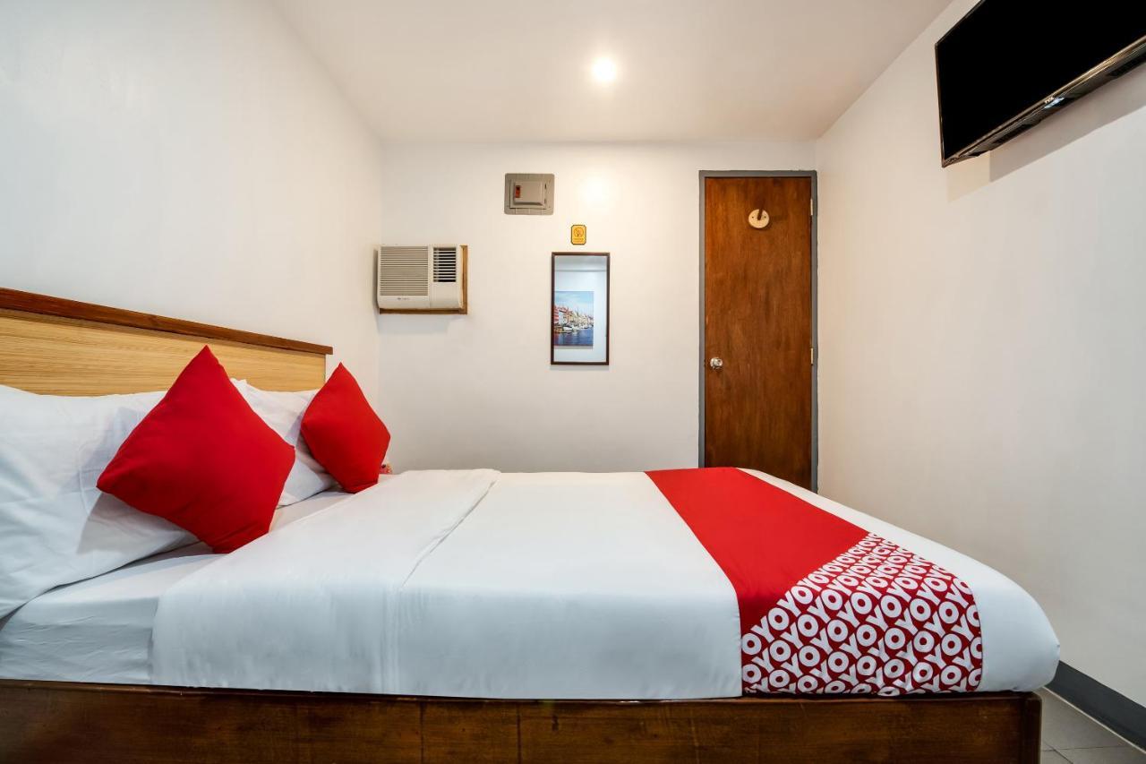 Hotel Oyo 462 Crave Park 2*