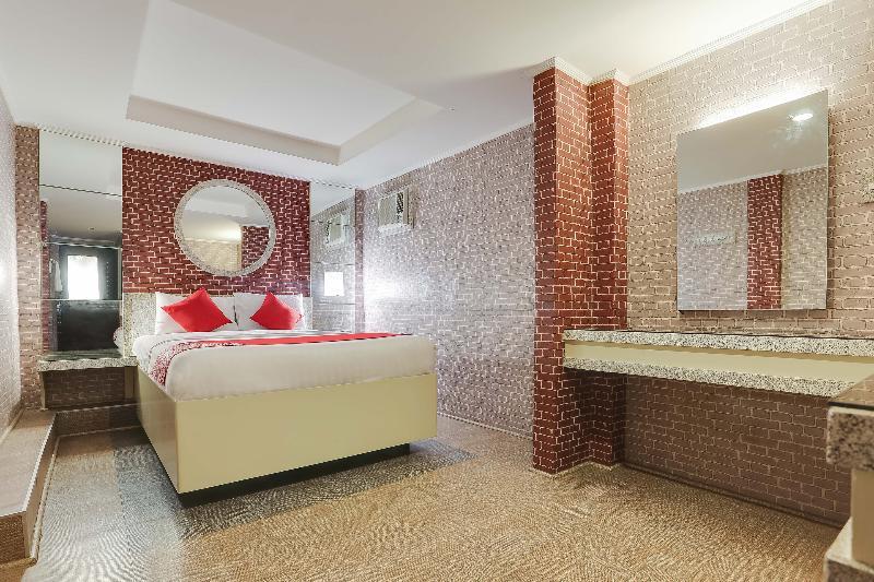 Hotel Paradise Apartelle 2*