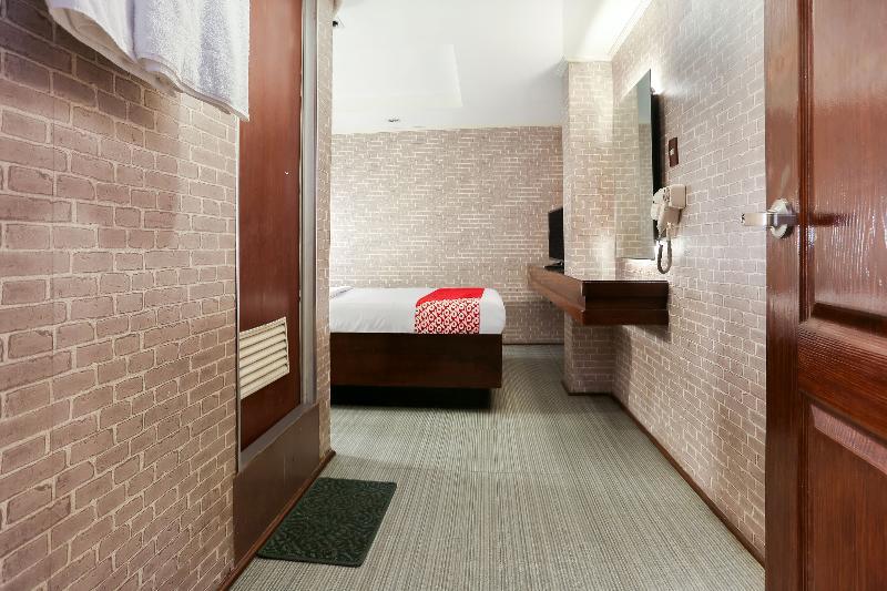 Paradise Apartelle Hotel 2*