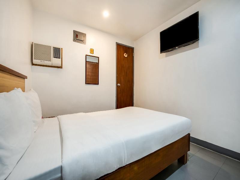 Hotel Oyo 462 Crave Park Manila