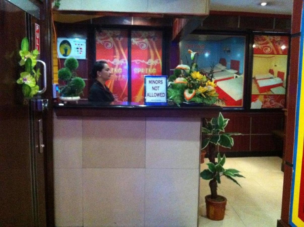 Hotel Oyo 640 Spring Manila